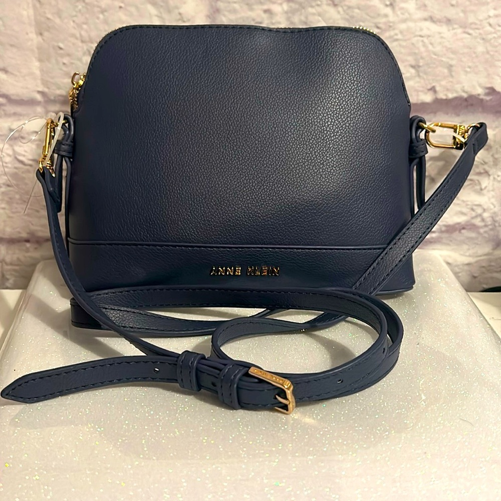 NWOT Anne Klein dome crossbody in Navy blue